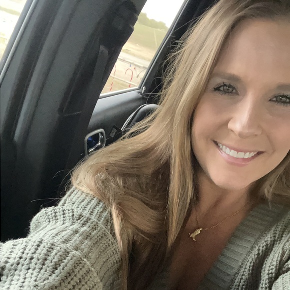 Meet your Posher, Amy - Picture 1 of 1